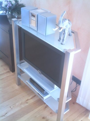 Fernsehtisch
